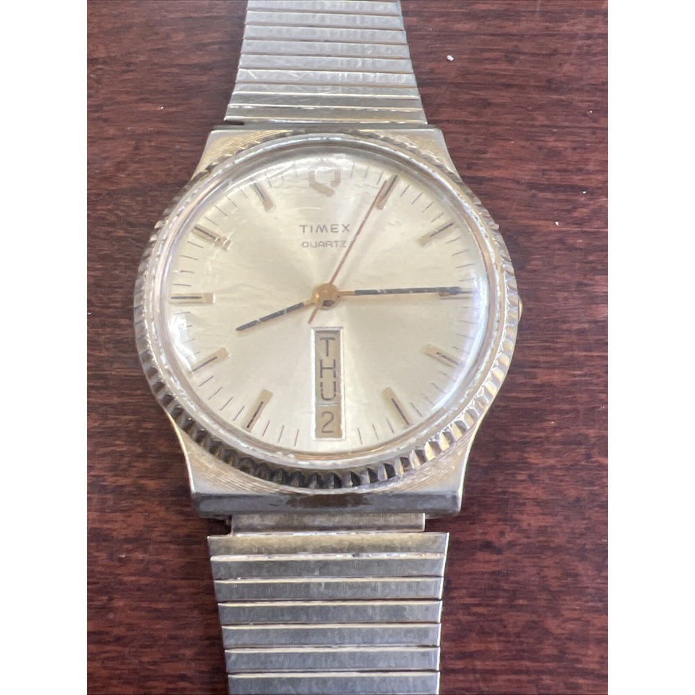 Vintage Timex Watch! Quartz! Day/Date at 6‎ Untested